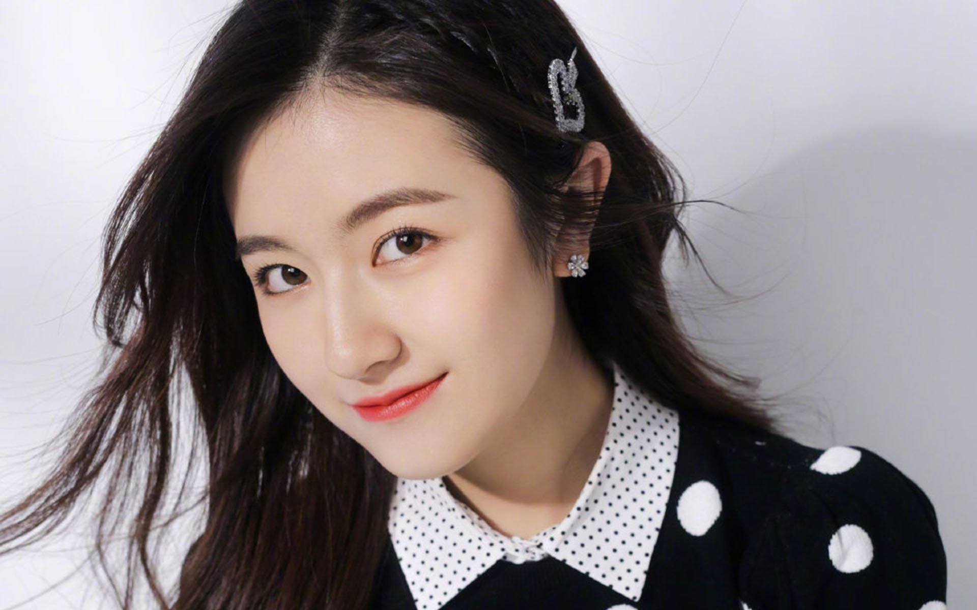 九游APP官网-互动体验：虚拟现实台球模拟器受到青睐，台球模拟器下载