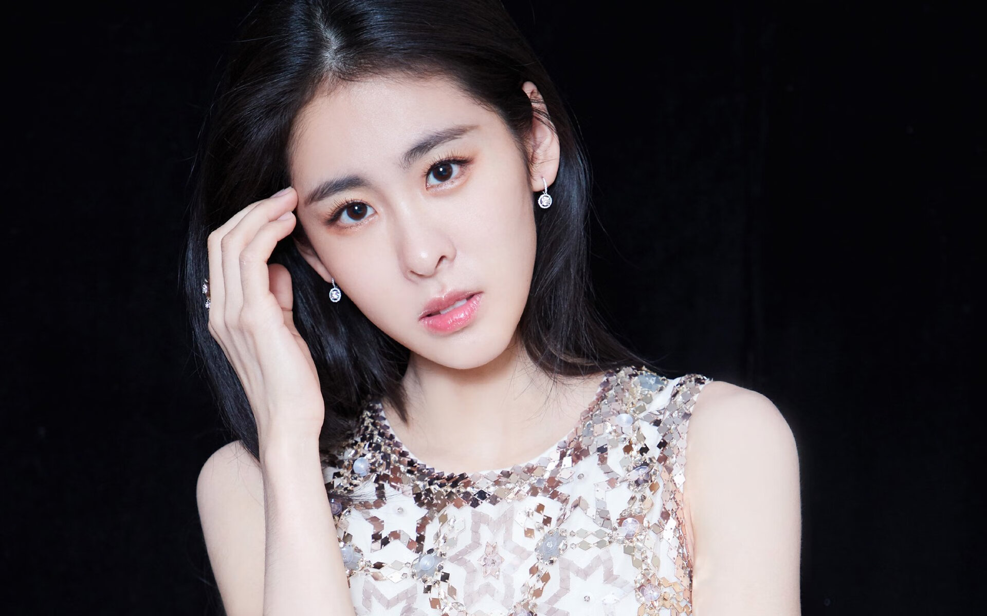 九游娱乐官网 (jiuyou)-球技爆炸：超级球星的绝技绝杀瞬间，足球球星绝技